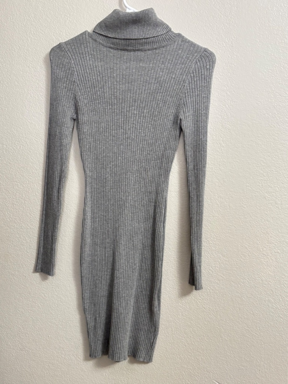 Hera Collection Ribbed Dress - Picture 2 of 4
